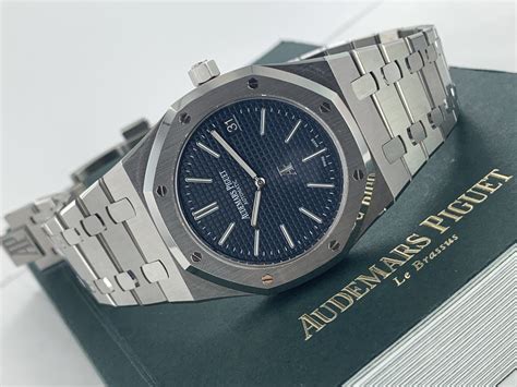 audemars piguet esclusiva boutique milano royal oak platino|audemars piguet negozio.